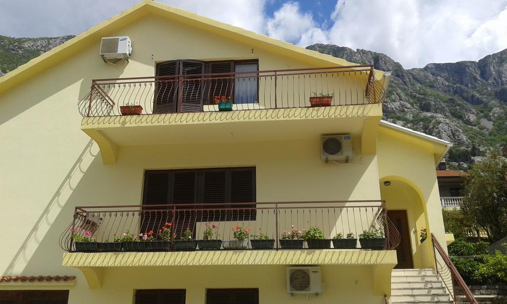 Apartment Adela Κότορ Εξωτερικό φωτογραφία